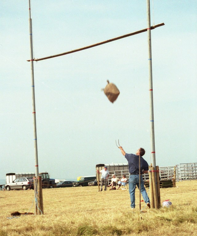 scottish-rural-carn-99110