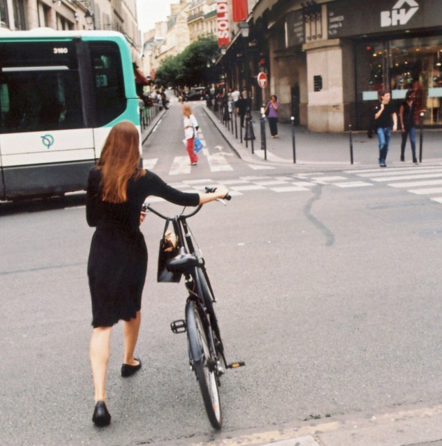 crossing-rue-de-rivoli-by-bhv-paris-4e-2010