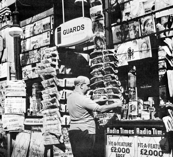 newspapers-guards150