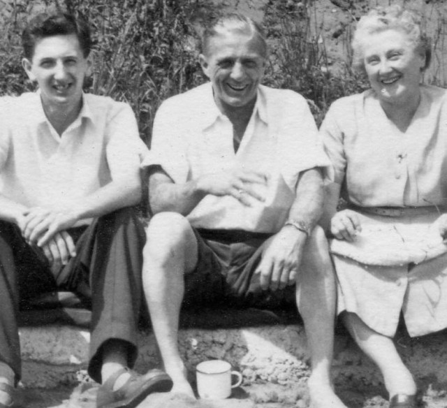 sc-1-picnic-2205-crop